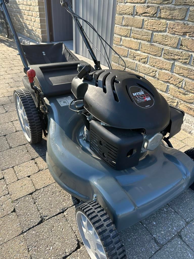 Grasmaaier MDT, Tuin en Terras, Grasmaaiers, Gebruikt, Benzine-grasmaaier, 50 cm of meer, Cirkelmaaier, Opvangzak, Ophalen