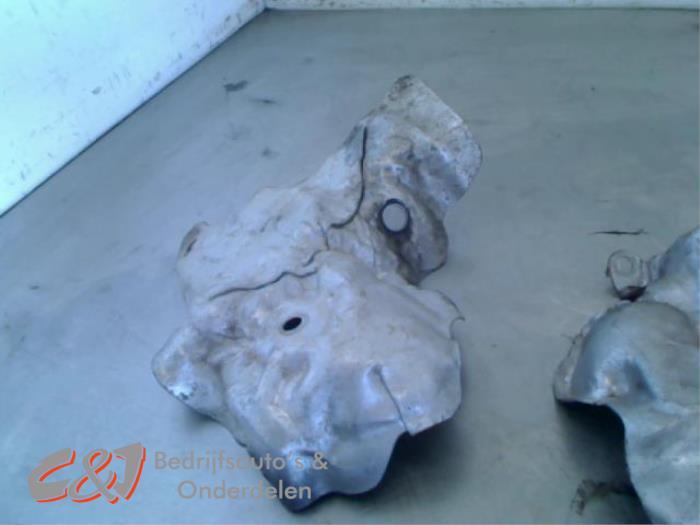 Bouclier thermique échappement d'un Renault Master, Renault, -, 3 mois de garantie, Utilisé