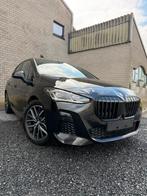 BMW 216i Active Tourer (M-pack) / 2024 / 32500km / benzine, Auto's, BMW, Zwart, Bedrijf, USB, Voorwielaandrijving