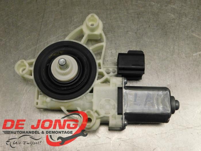 Moteur de vitre portière d'un Ford Fiesta, -, 3 mois de garantie, -, -