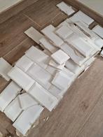 Gratis metrotegels - hele en halve nog te kuisen, Ophalen