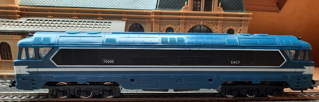 Mehano SNCF TE KOOP VOOR 25/04 CC 70000 DC Conventioneel, Hobby en Vrije tijd, Modeltreinen | H0, Zo goed als nieuw, Locomotief