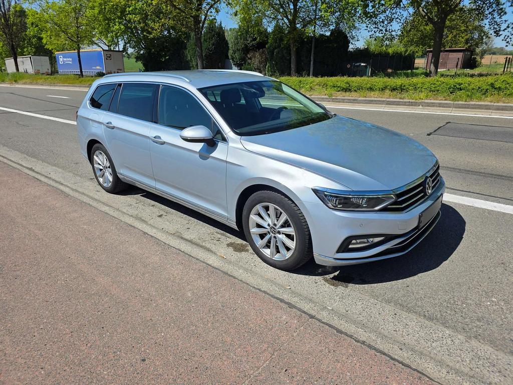 Volkswagen Passat Variant 2.0 TDi SCR Elegance Business DSG, Auto's, 122 pk, Gebruikt, 4 cilinders, https://public.car-pass.be/vhr/0ed48ef1-f738-4288-9248-44deb541fcfe