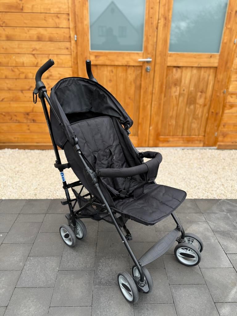 Pericles plooibuggy zwart, Ophalen, Zo goed als nieuw