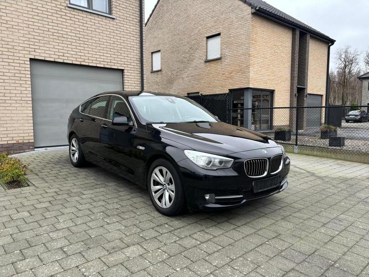 Bmw 520gt full optie, Auto's, BMW, Particulier, 5 Reeks GT, Diesel, Automaat, Zwart, Ophalen