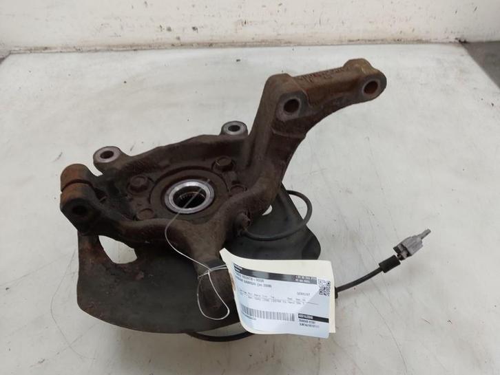 FUSEE RECHTS VOOR Nissan Qashqai (J10) (|40014JD000|), Auto-onderdelen, Ophanging en Onderstel, Nissan, Gebruikt