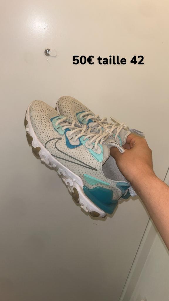 Paire de chaussure nike, Ophalen of Verzenden, Zo goed als nieuw