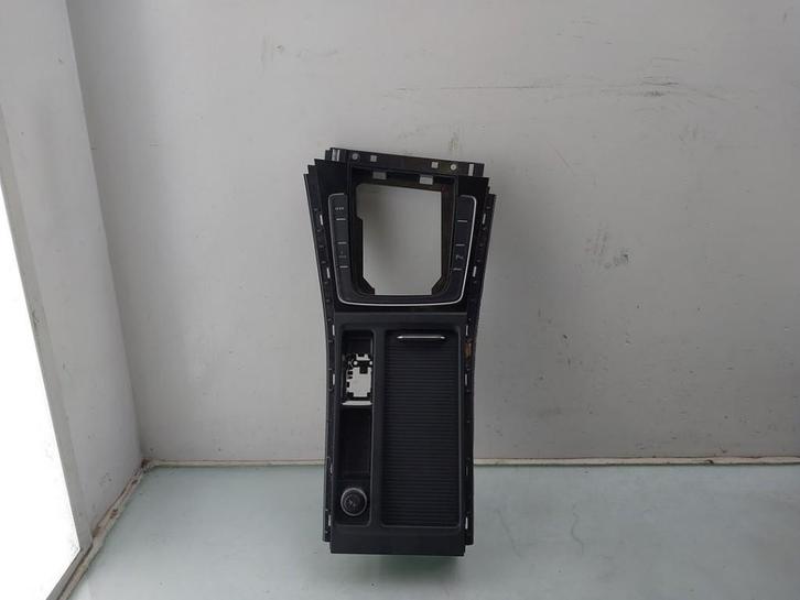 CONSOLE CENTRALE Volkswagen Golf VII (AUA) (01-2012/03-2021), Autos : Pièces & Accessoires, Habitacle & Garnissage, Volkswagen