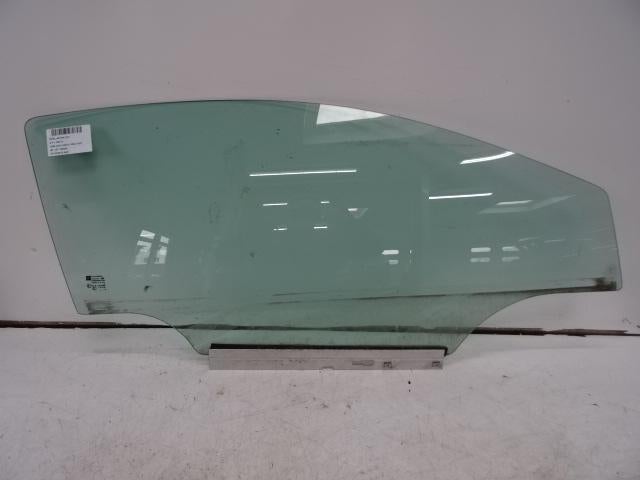 VITRE AVANT DROITE Opel Astra H GTC (L08) (01-2005/12-2011), Utilisé, Opel