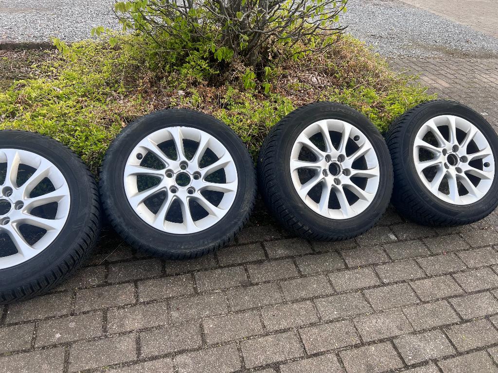 Obręcze Audi z oponami zimowymi - zestaw van 4, Ophalen, Gebruikt, 16 inch, Banden en Velgen