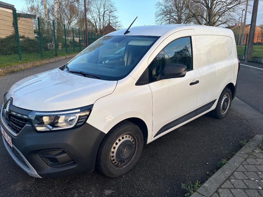 Renault Kangoo utilitaire 2022, 4 deurs, 4 cilinders, Renault, Leder en Stof