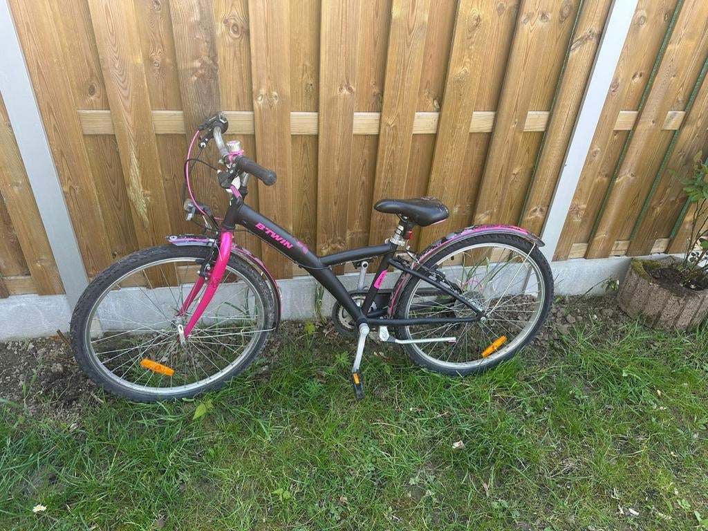 B'TWIN zwart-roze kinderfiets om je kind blij te maken., Ophalen of Verzenden
