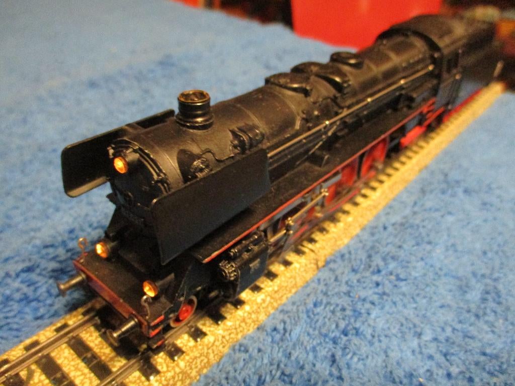 Marklin 3048 avec fumigène, Enlèvement ou Envoi, Utilisé, Locomotive, Märklin