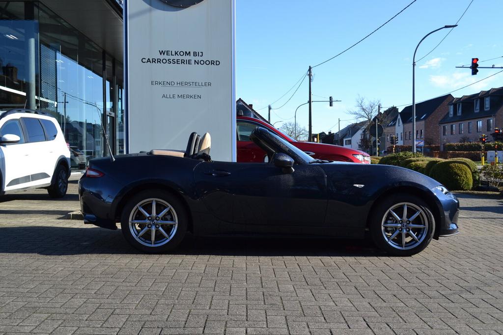 MX-5 Kazari - Directiewagen - Garantie 01/2031, Autos, Mazda, 0 kg, Achat, Entreprise, 2 portes