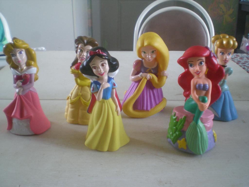 set disneyfiguren, Enlèvement ou Envoi, Comme neuf