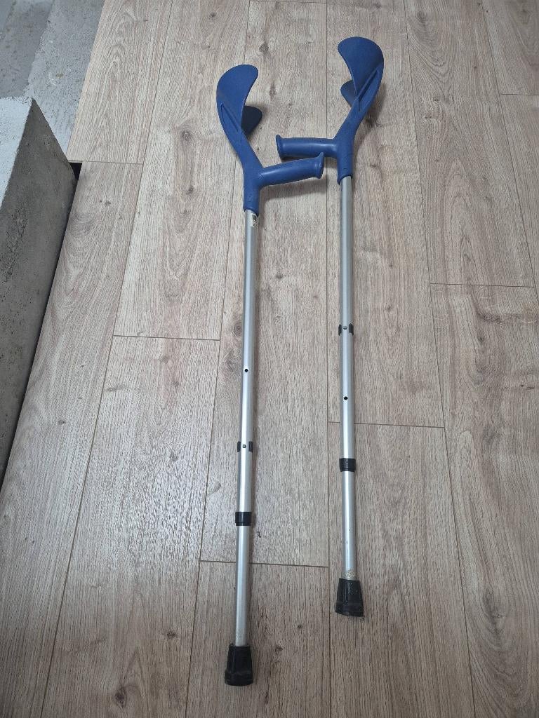 Krukken, Diversen, Ophalen