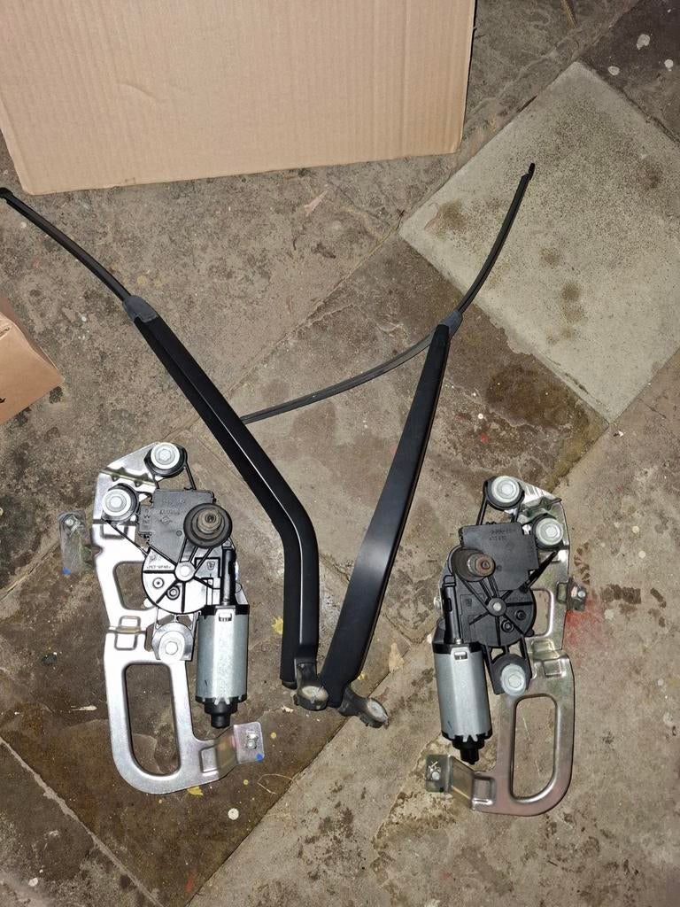 Ruitenwissermotor achterdeuren T5 / T5.1, Auto-onderdelen, Ophalen, Volkswagen