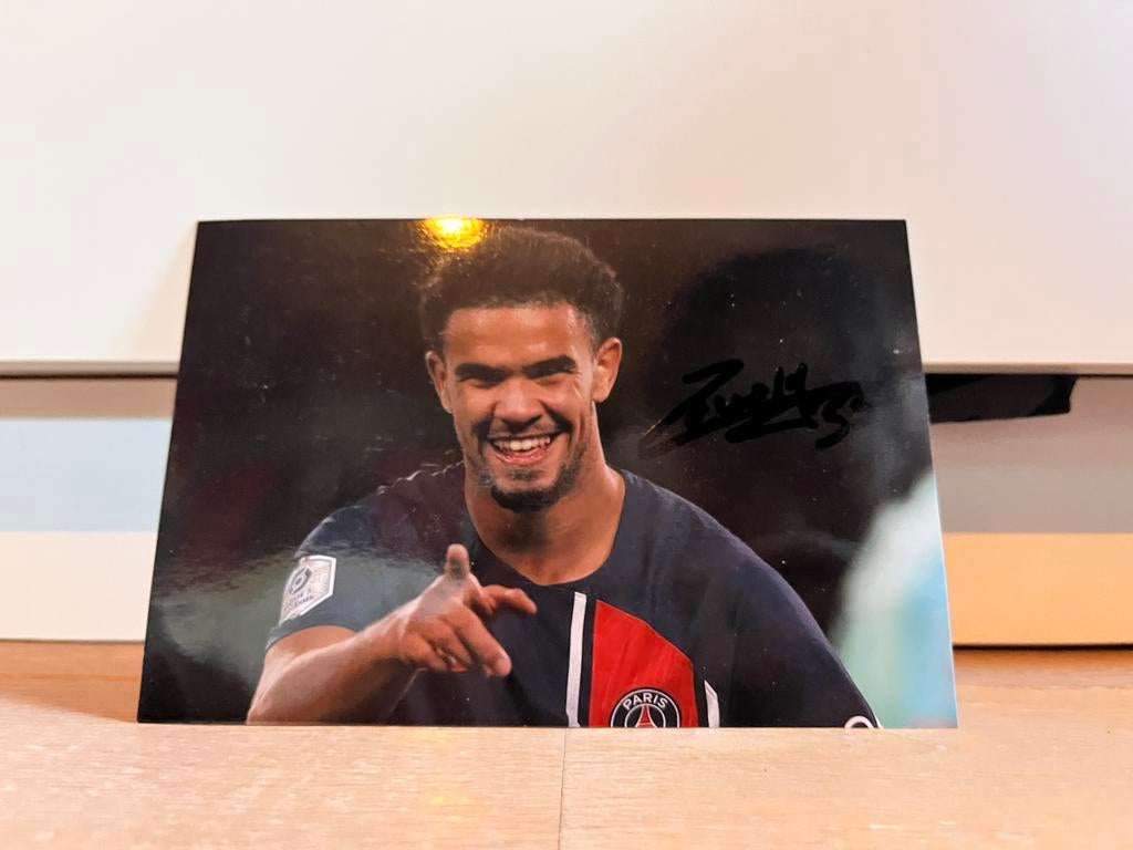 Gesigneerde foto Zaire-Emery, Verzenden