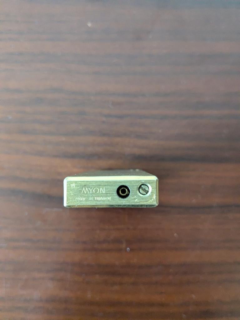 Briquet Myon plaqué or avec poinçon, Enlèvement, Utilisé, Briquet