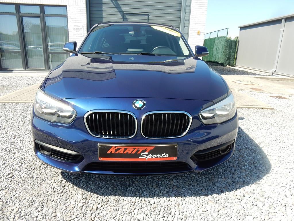 BMW 1-reeks 116i GPS /sensoren v+a /speedlimit (bj 2019), Auto's, 1305 kg, Gebruikt, Euro 6, Blauw