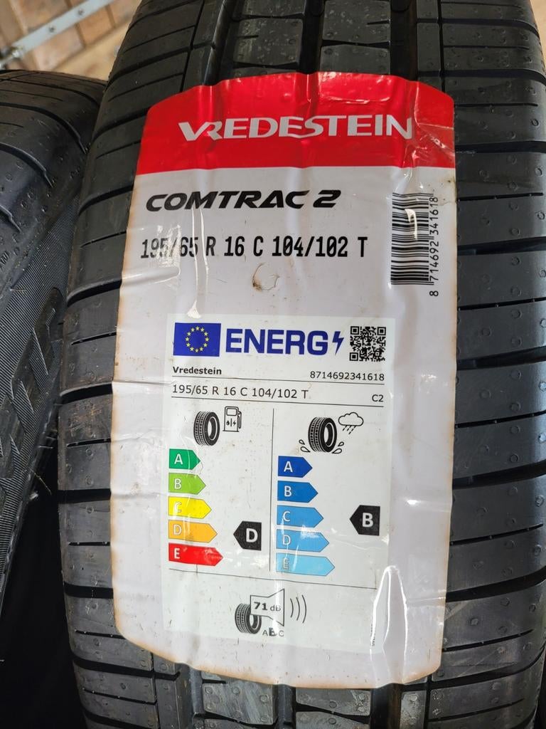 4 pneus neuf Vredestein comtrac 2, Enlèvement, Neuf