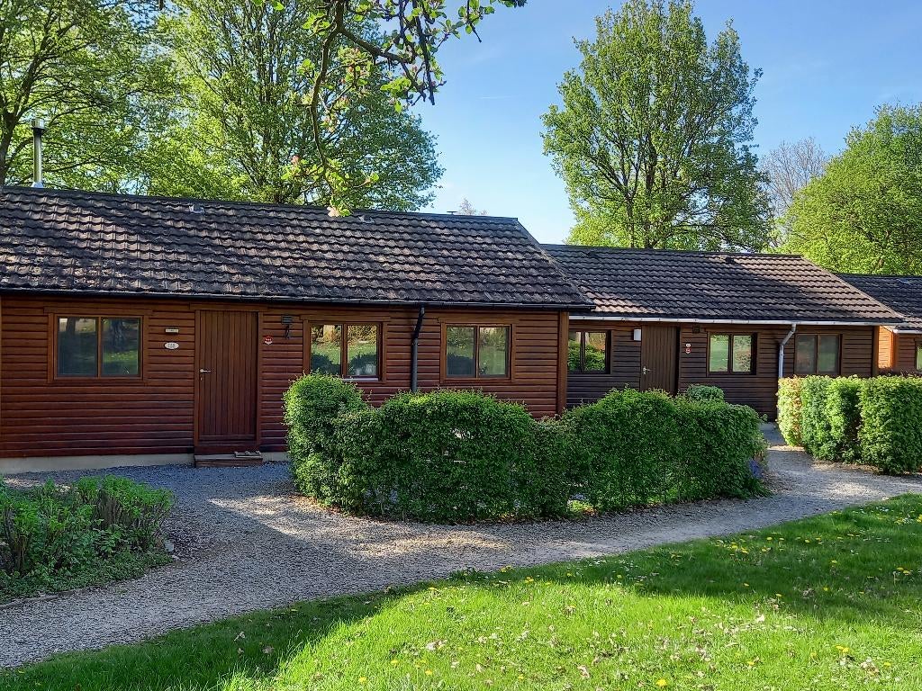 Vakantie in eigen land : Chalet Ardennen te huur, Propriétaire, Parc de loisirs, Lit enfant, Lac ou rivière