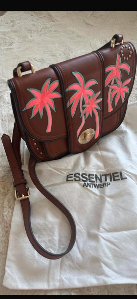 Prachtige Essentiel Antwerp handtas in echt leder,, Bijoux, Sacs & Beauté, Sacs | Sacs Femme, Neuf, Sac à main, Brun, Enlèvement