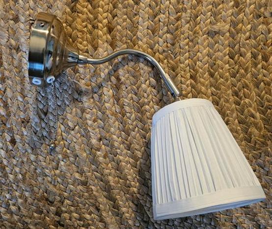 Lot de 2 appliques murales IKEA ARSTID, Maison & Meubles, Enlèvement, Comme neuf, Métal, Intemporel