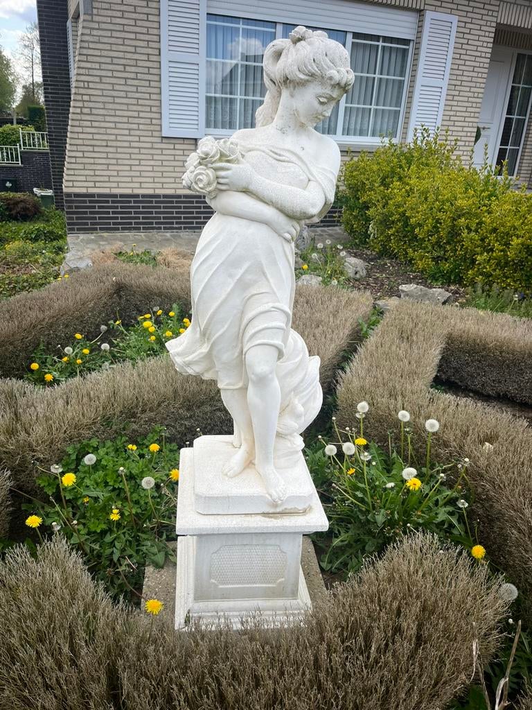 Tuinbeelden witte steen, Ophalen, Zo goed als nieuw, Overige typen