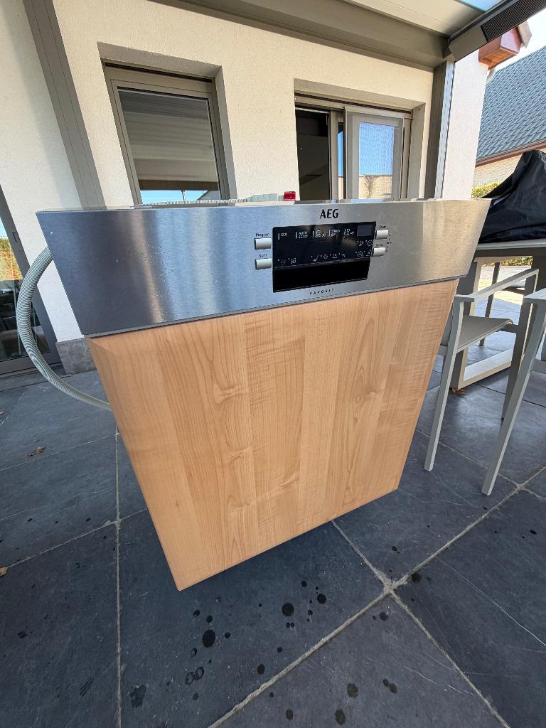 Geïntegreerde vaatwasser AEG, Elektronische apparatuur, Ophalen, Gebruikt, Minder dan 85 cm, Inbouw