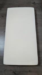 Matras babybed + hoeslakens, Kinderen en Baby's, Ophalen, Matras