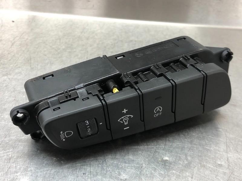SCHAKELAARS DIVERSEN Hyundai i30 Fastback (PDEBA / PEDBC), Auto-onderdelen, Dashboard en Schakelaars, Hyundai, Gebruikt