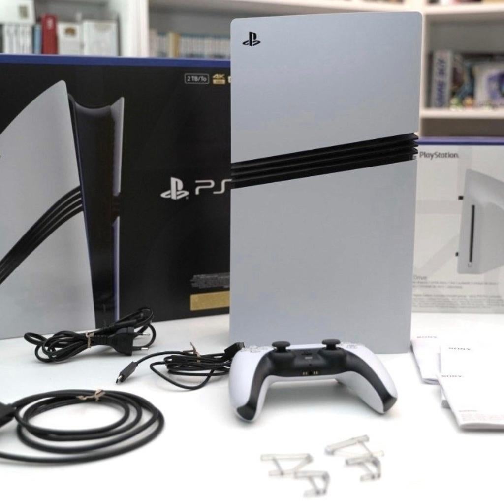Ps5 pro  a vendre 100 euro, Consoles de jeu & Jeux vidéo, Consoles de jeu | Sony PlayStation 5, Neuf, Playstation 5, Enlèvement