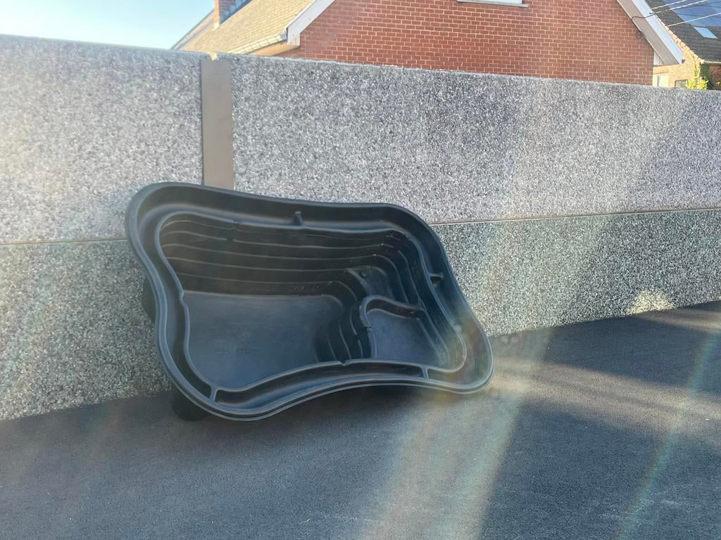 Bassin préformé 750 L + pompe, Jardin & Terrasse, Enlèvement, Comme neuf