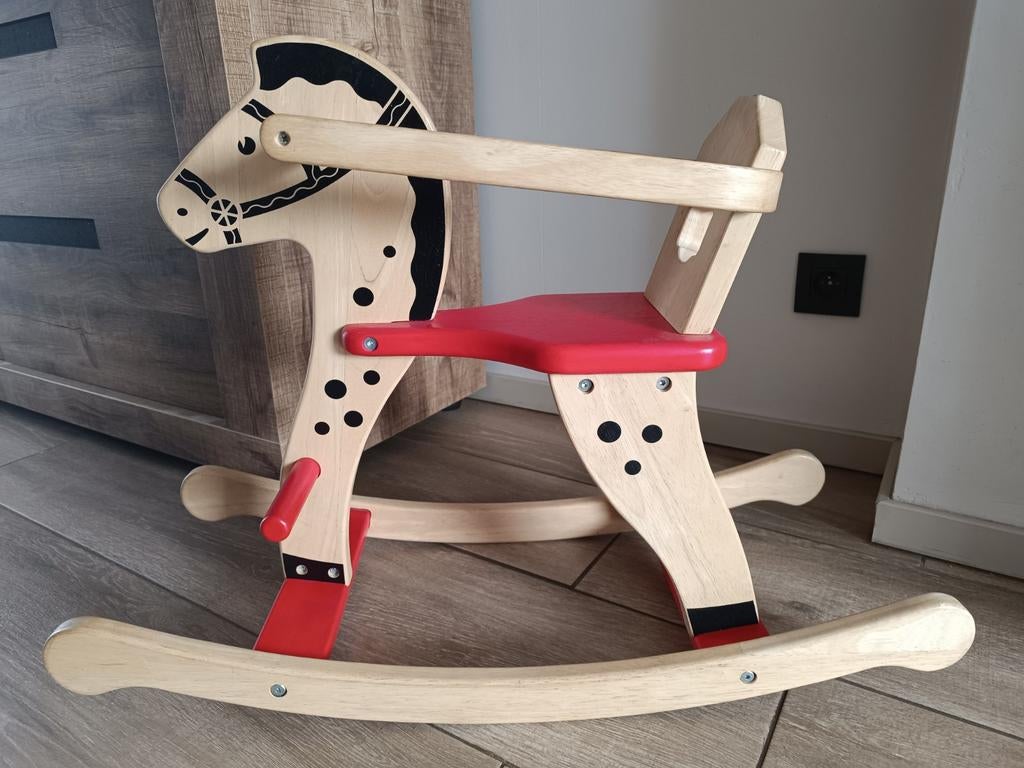 Schommelpaard, Ophalen