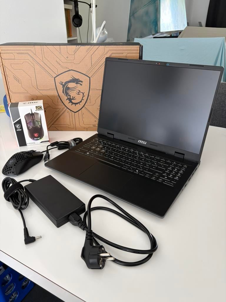 MSI Sword 16 hx b14vgkg, Informatique & Logiciels, Ordinateurs portables Windows, 32 GB, 16 pouces, Comme neuf, 4 Ghz ou plus