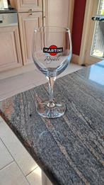 Voetglas 'Martini' Royale, Ophalen