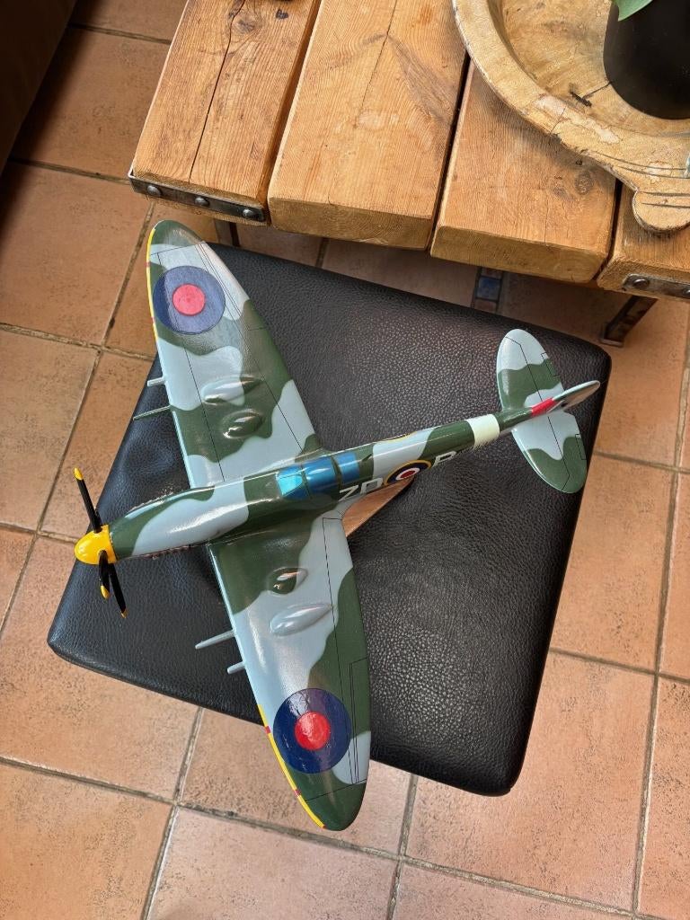 Maquette de collection : Le Spitfire de Breitling, Verzamelen, Merken en Reclamevoorwerpen, Zo goed als nieuw, Reclamebord, Ophalen