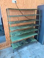 Industrieel metalen rek - vintage patina, Ophalen, Gebruikt