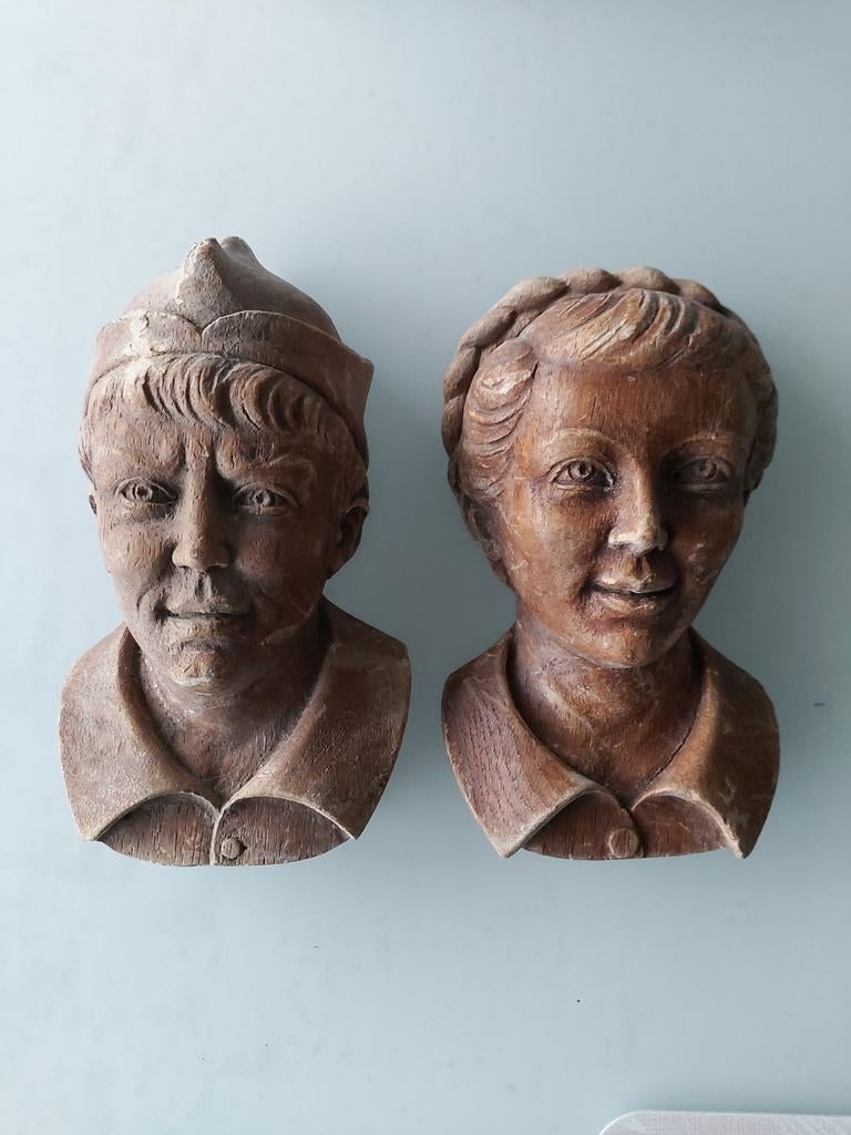 Bustes Tijl Uilenspiegel en Nele Cerascast, Ophalen of Verzenden, Gips, Houtsnijwerk