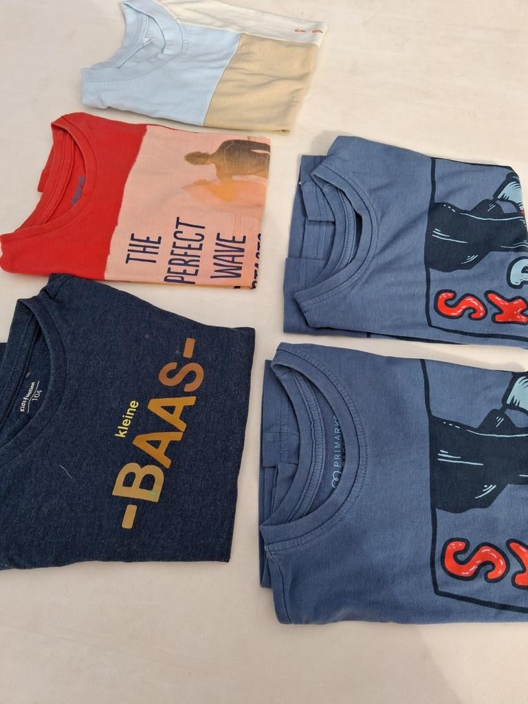 Jongens T-shirts maat 104 a €1 stuk, Enfants & Bébés, Vêtements enfant | Taille 104, Enlèvement