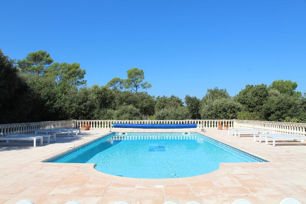 Villa 8 pers. Lorgues St-Tropez, Verdon, Provence, zwembad, 8 personen, 4 of meer slaapkamers, In bos, Dorp