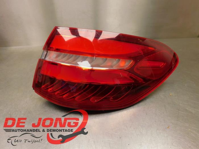 Feu arrière droit d'un Mercedes GLC-Klasse, Autos : Pièces & Accessoires, Éclairage, Mercedes-Benz, Utilisé, 3 mois de garantie