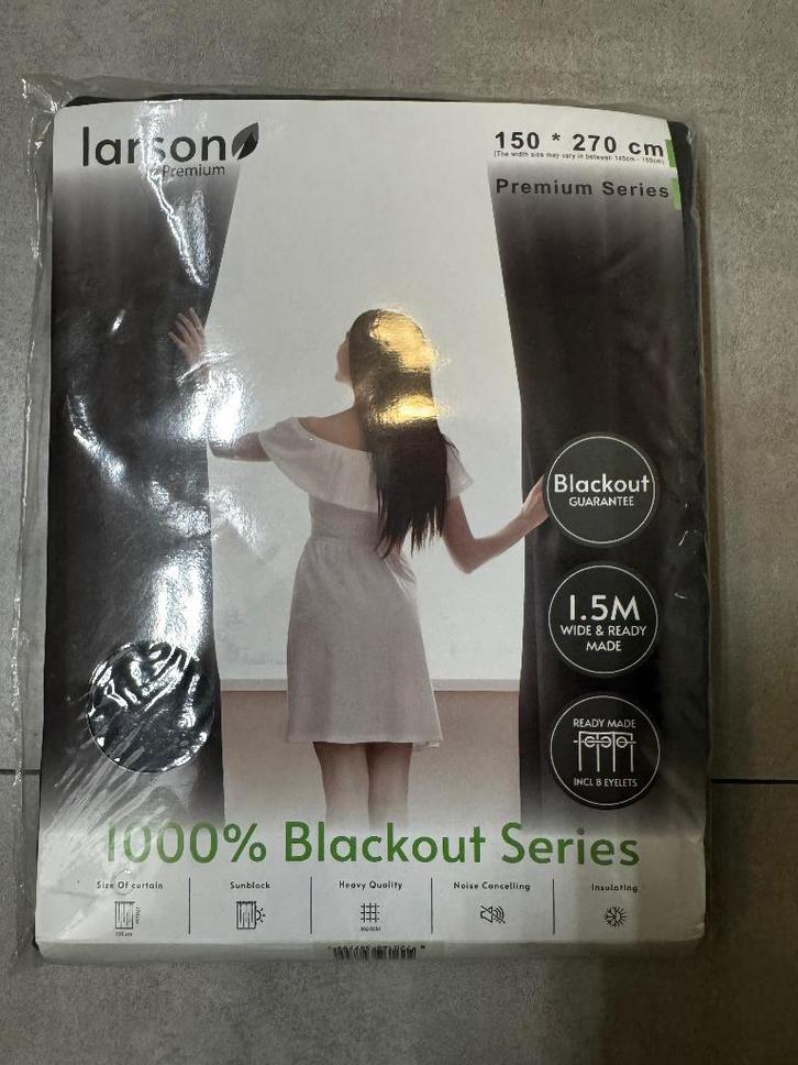 2x Verduisterende gordijnen + verstelbare klemstang, Huis en Inrichting, Stoffering | Gordijnen en Lamellen, Zo goed als nieuw