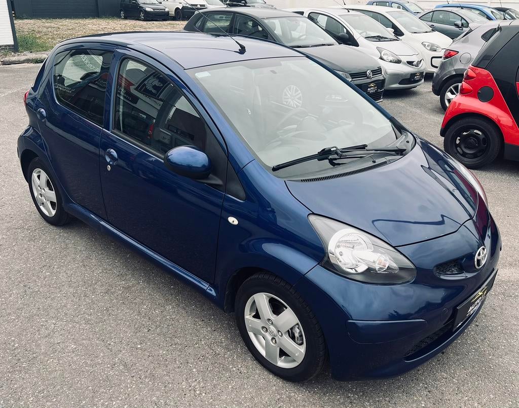 TOYOTA AYGO 1.0 CITY ESSENCE, Achat, Entreprise, Boîte manuelle, Noir