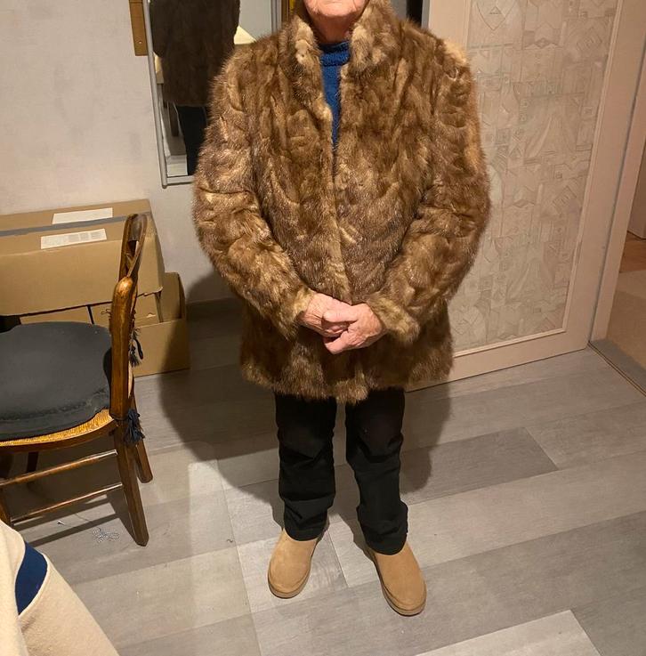 Vintage bontjas (vos) uit de jaren ‘70-‘80 maat 40, Kleding | Dames, Jassen | Winter, Zo goed als nieuw, Maat 38/40 (M), Bruin