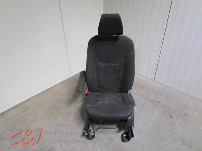 Siège gauche d'un Ford Transit Courier, Autos : Pièces & Accessoires, Habitacle & Garnissage, Ford, Utilisé, 3 mois de garantie