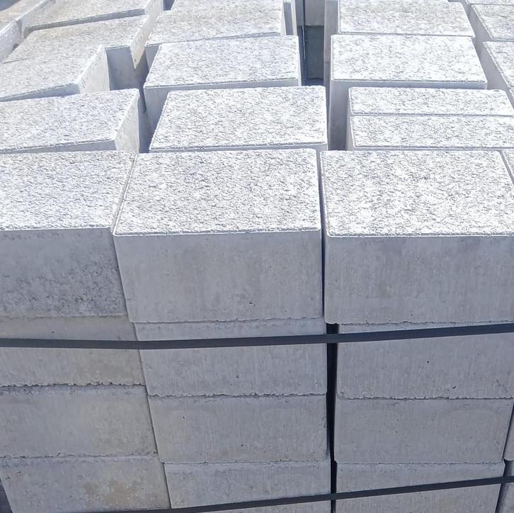 Pavés béton 22x22x10cm PROMO, Bricolage & Construction, Briques, Neuf, Béton, Enlèvement