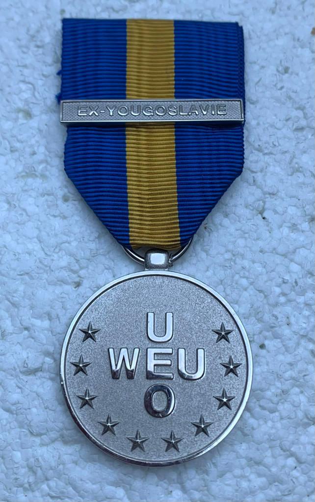 Medaille, Europe Security Defence Policy Ser, EX-Yougoslavia, Verzamelen, Militaria | Algemeen, Landmacht, Lintje, Medaille of Wings