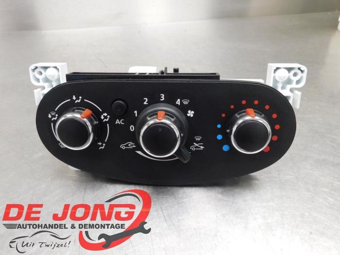 Panneau de commandes chauffage d'un Dacia Dokker, Autos : Pièces & Accessoires, Dacia, -, 3 mois de garantie, Utilisé